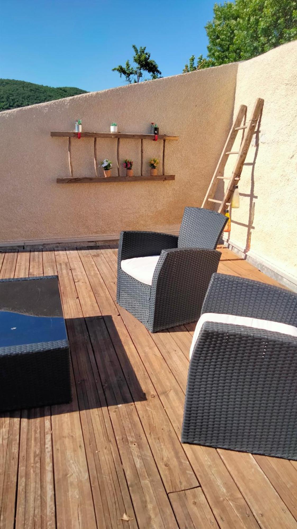 Chomérac Chambre D'Hotes La Terrasse De Sabatas الغرفة الصورة